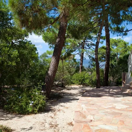 Beautiful On The Beach, Direct Access To Fine Sandy Beach And Turquoise Water * Lecci